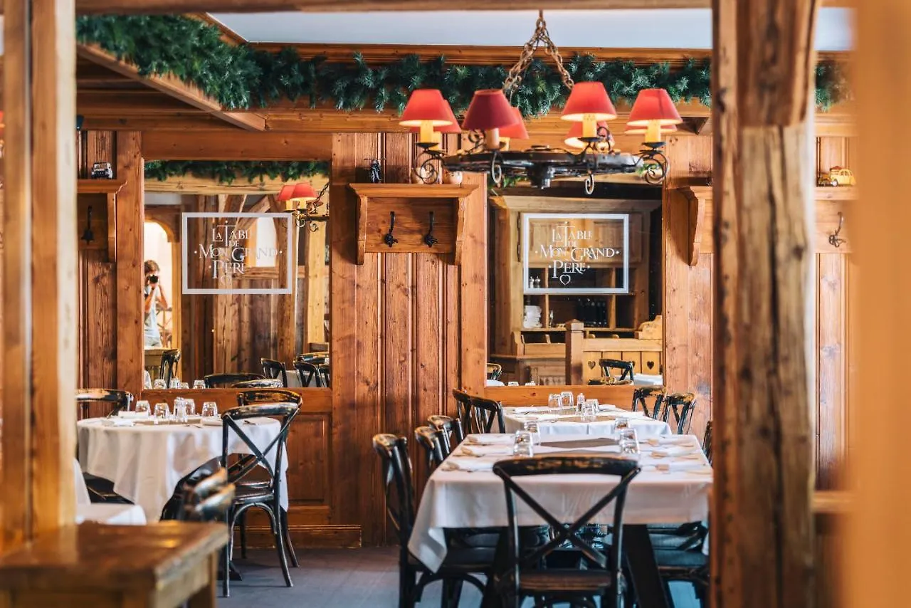 La Maison Hotel Les Peupliers Courchevel