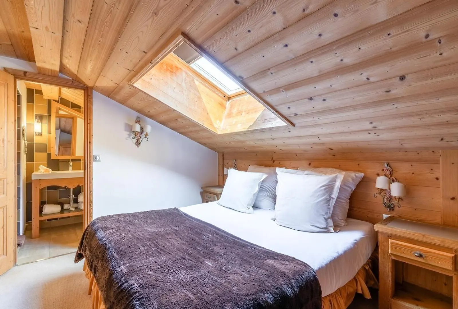 La Maison Hotel Les Peupliers Courchevel France