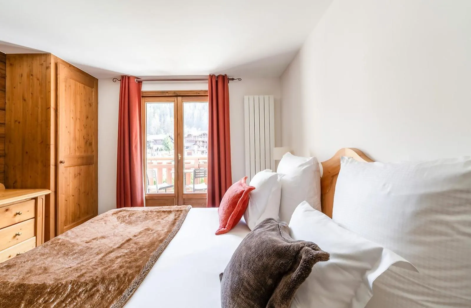 La Maison Hotel Les Peupliers Courchevel