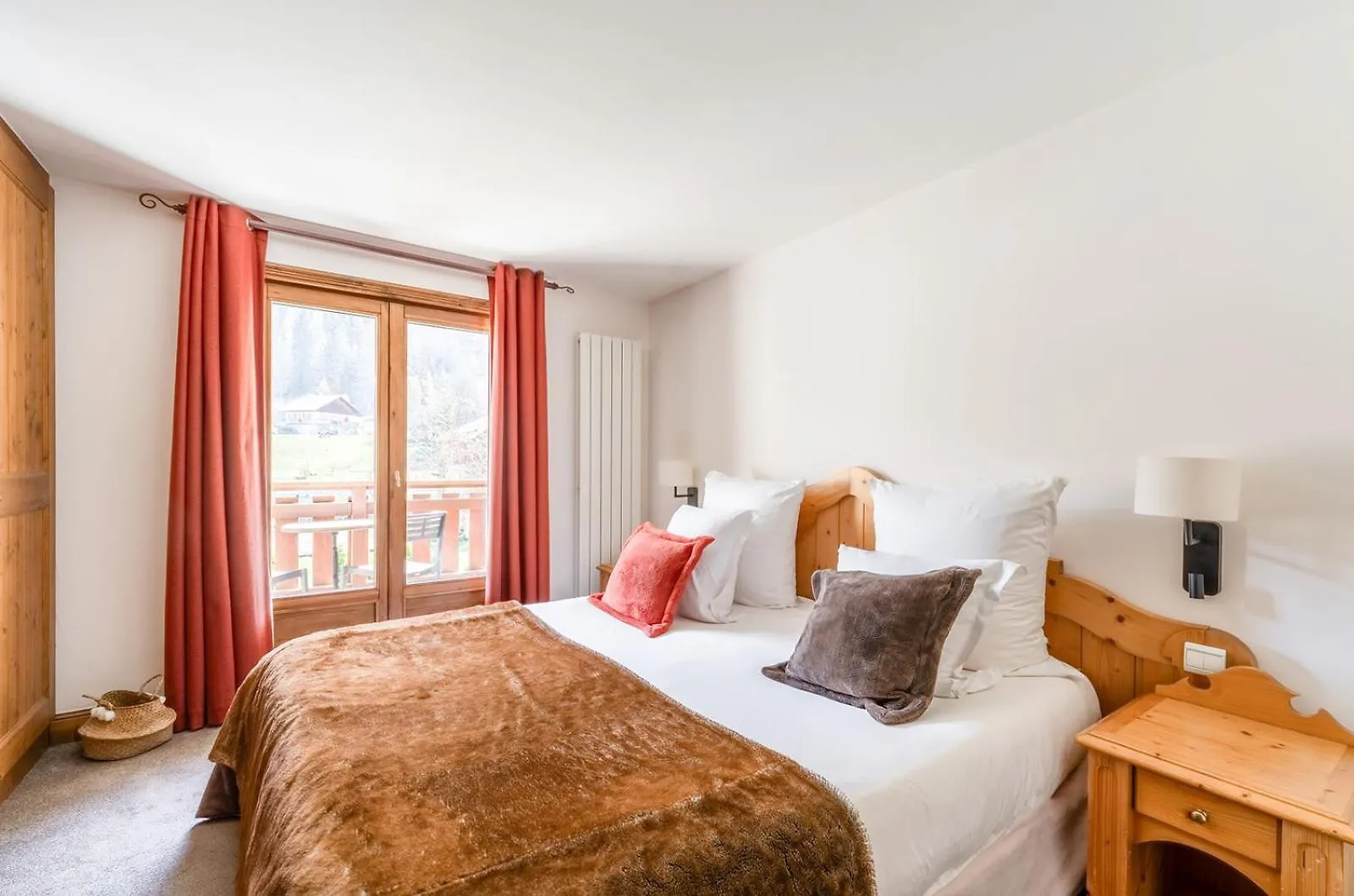 La Maison Hotel Les Peupliers Courchevel
