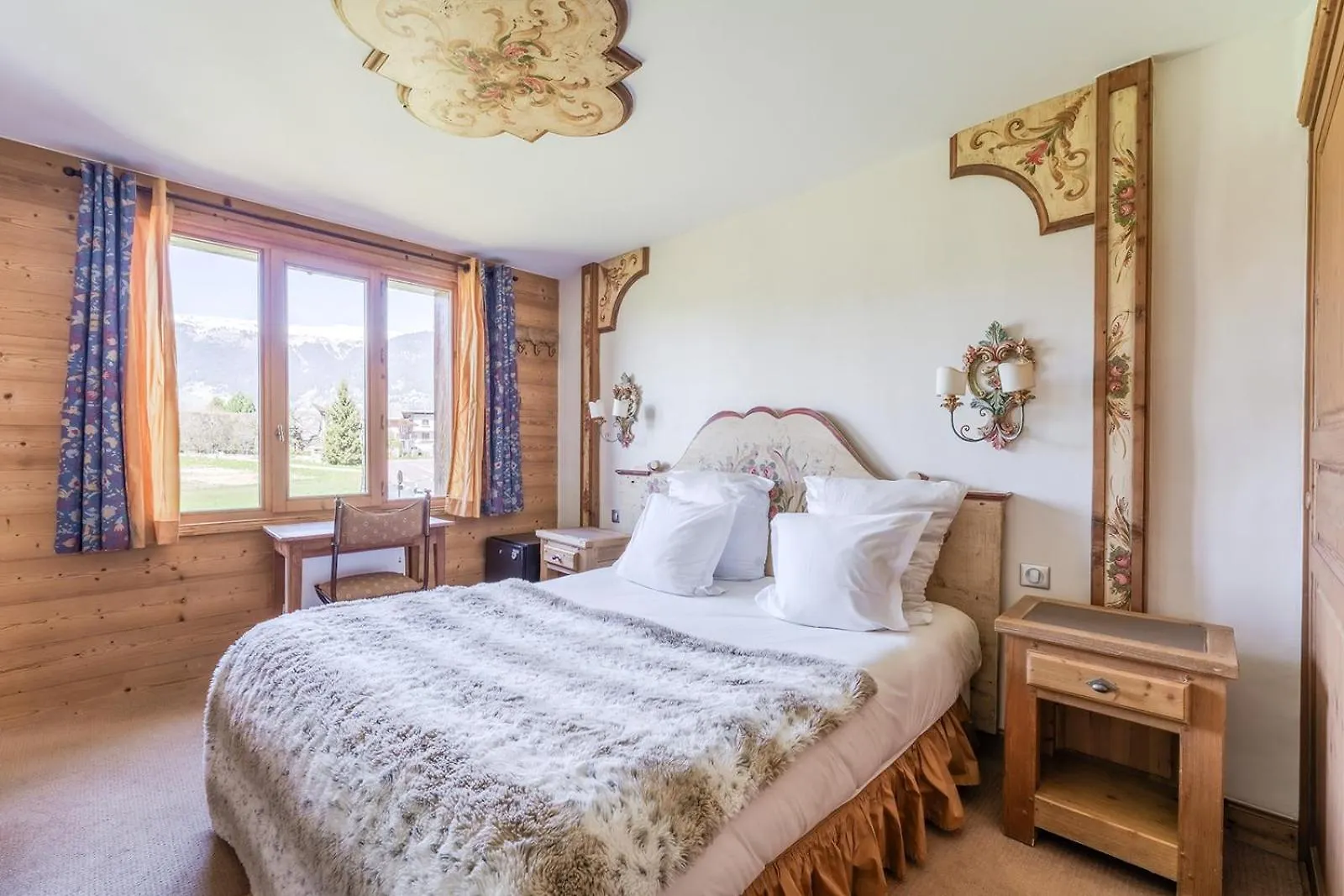 La Maison Hotel Les Peupliers Courchevel