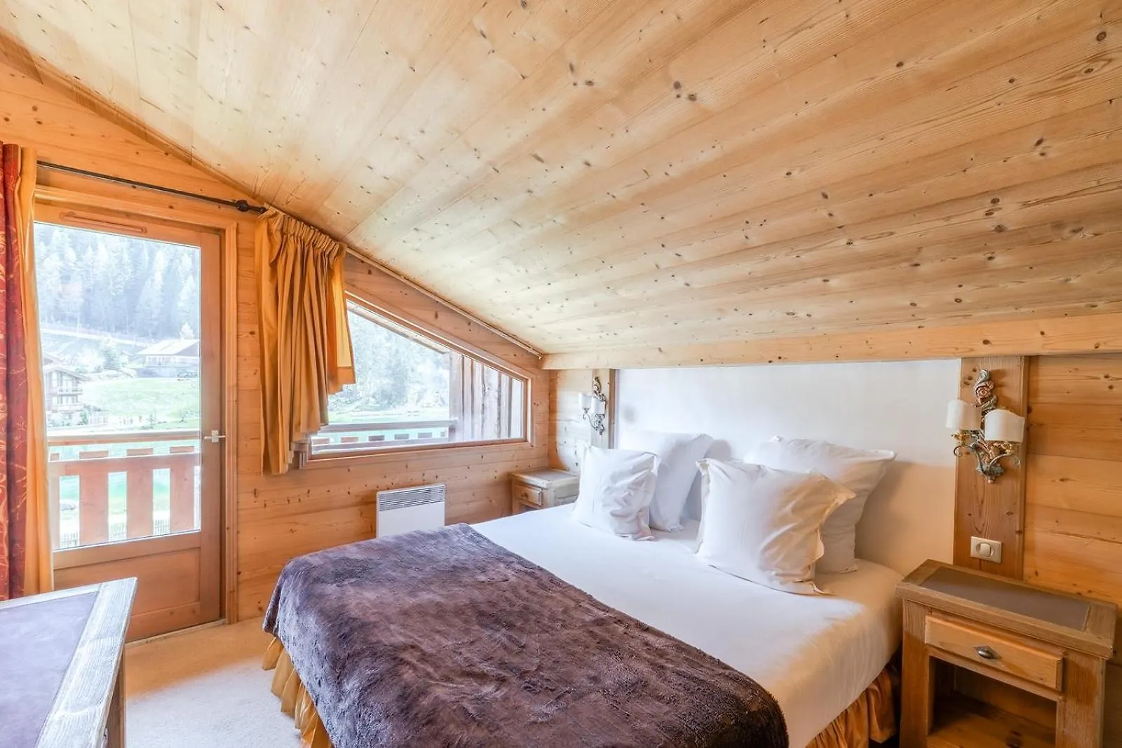 ****  La Maison Hotel Les Peupliers Courchevel France
